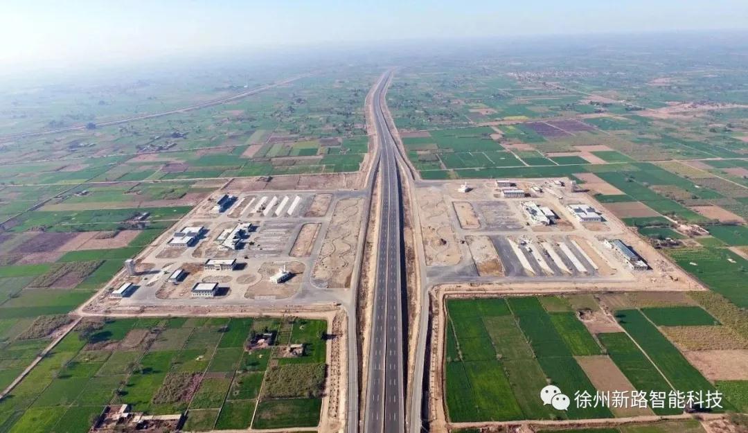 新路科技滑模機(jī)攻堅克難創(chuàng)佳績，中鐵二十局海外工程再獲好評！